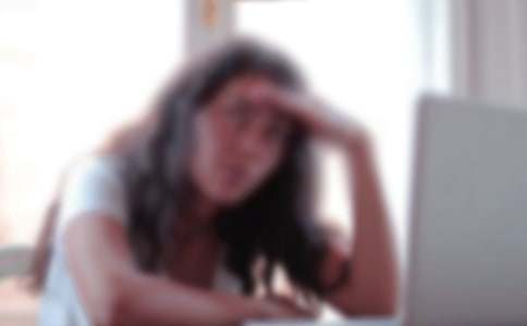 形容女人四字词语